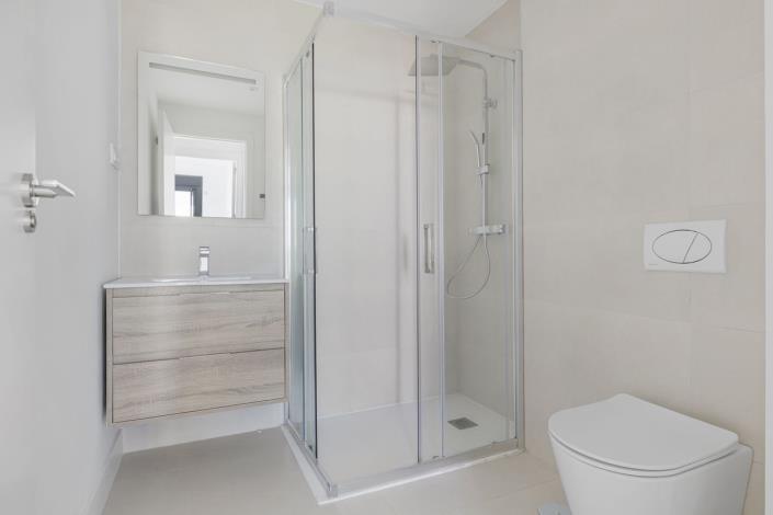 Image No.19-2 Bed Apartment for sale