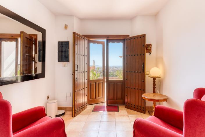 Image No.11-8 Bed House/Villa for sale