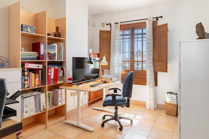 Image No.24-8 Bed House/Villa for sale