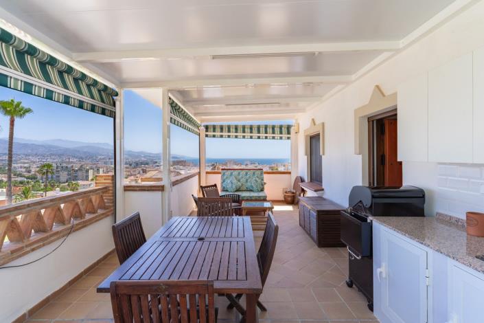 Image No.32-8 Bed House/Villa for sale