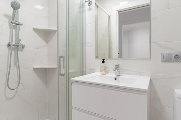 Image No.37-8 Bed House/Villa for sale