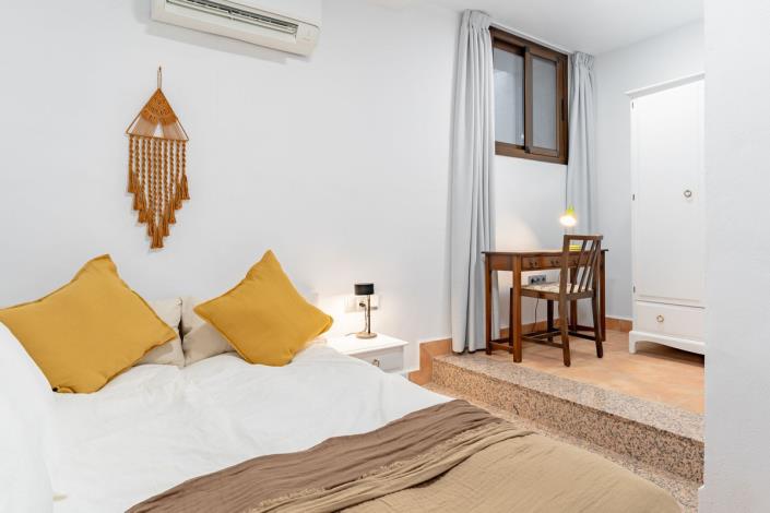 Image No.38-8 Bed House/Villa for sale