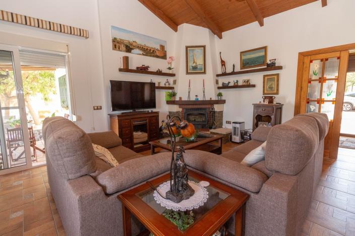 Image No.17-4 Bed Finca for sale