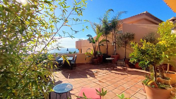 Image No.1-3 Bed Apartment for sale
