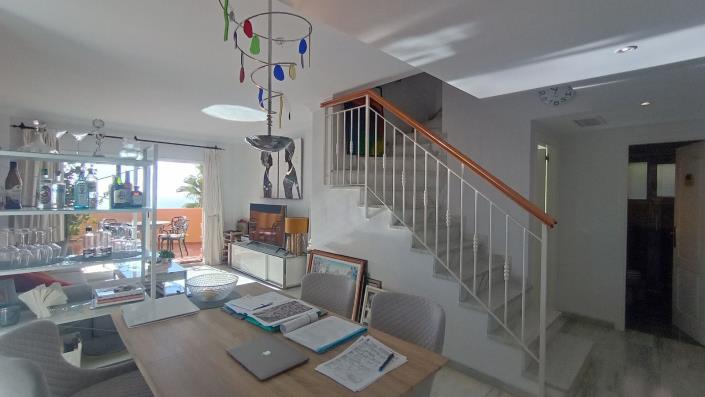 Image No.13-3 Bed Apartment for sale