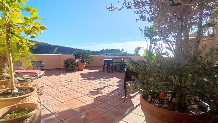 Image No.41-3 Bed Apartment for sale