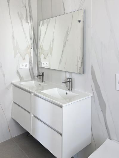 Image No.18-4 Bed Villa / Detached for sale