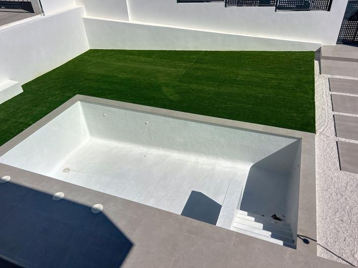 Image No.21-4 Bed Villa / Detached for sale