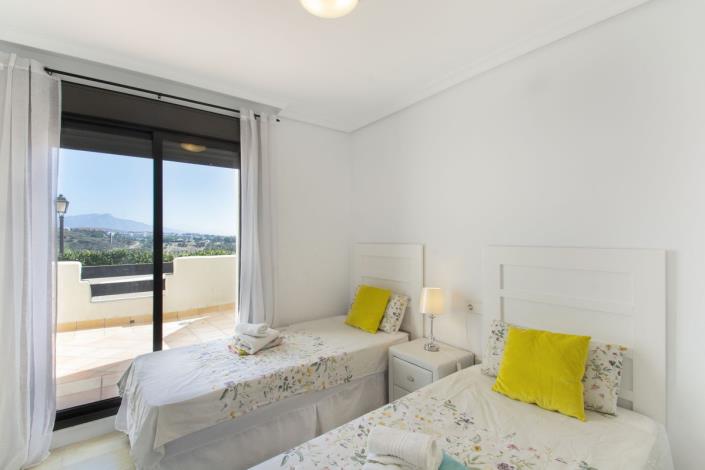 Image No.11-2 Bed Apartment for sale