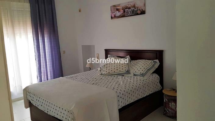 Image No.10-3 Bed Villa / Detached for sale