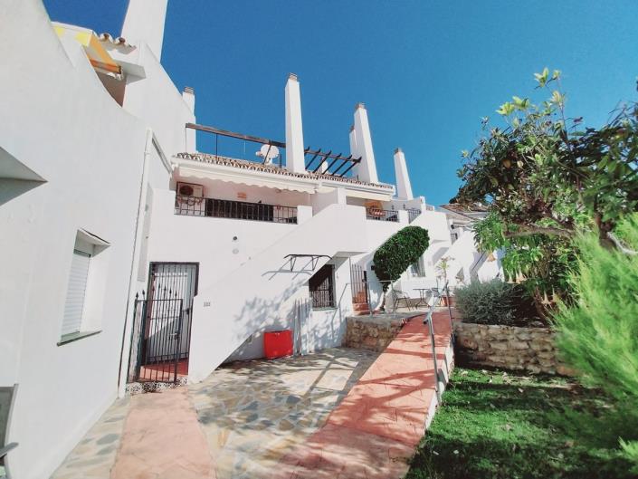 Image No.9-4 Bed Townhouse for sale