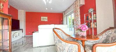 10-bb915d1cb19341576dcdc994b81ab9c5