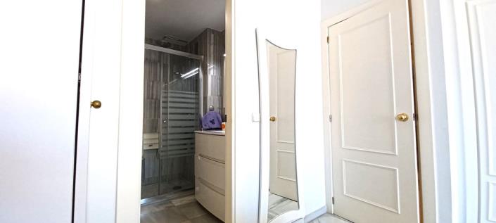 Image No.17-2 Bed Apartment for sale