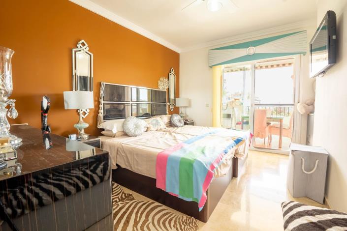 Image No.21-2 Bed Apartment for sale