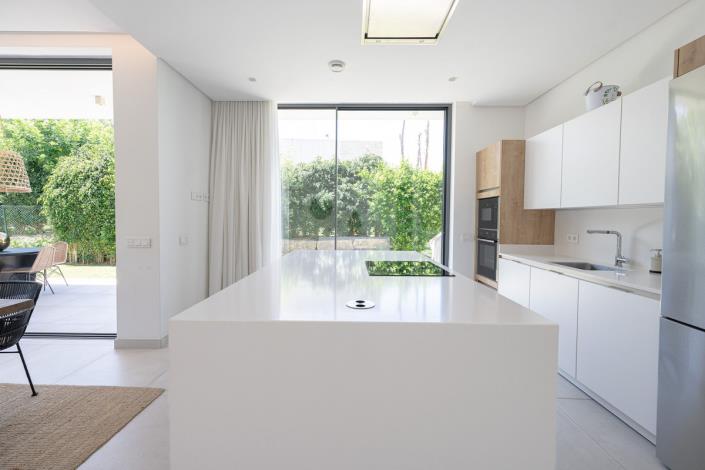 Image No.5-Villa / Détaché de 4 chambres à vendre à Estepona