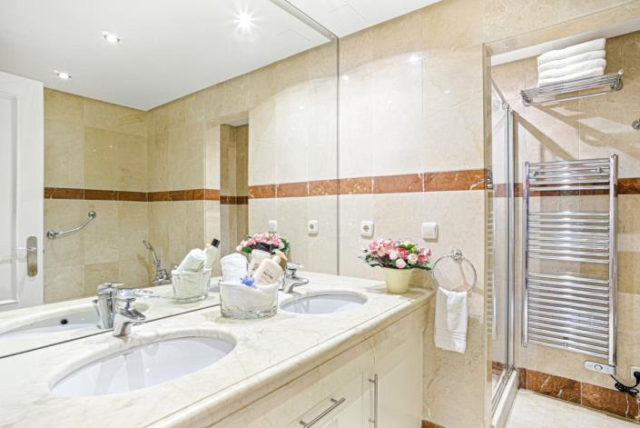 Image No.19-3 Bed Apartment for sale