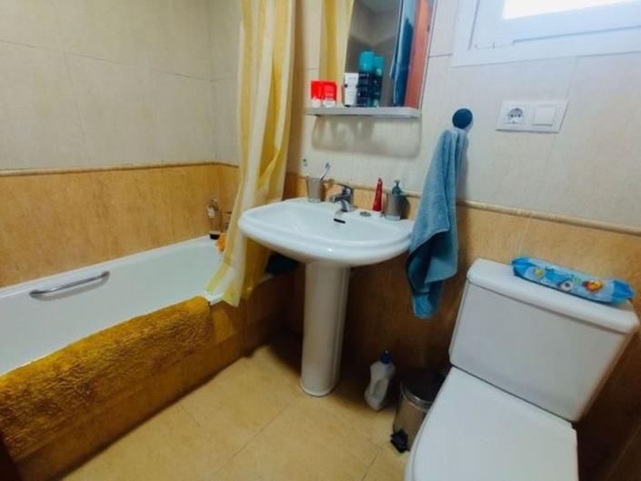 Image No.12-Appartement de 2 chambres à vendre à Fuengirola