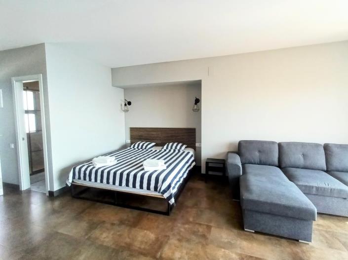 Image No.2-Studio for sale