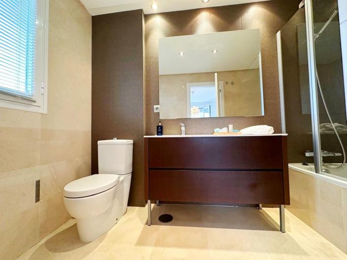 Image No.5-3 Bed Apartment for sale