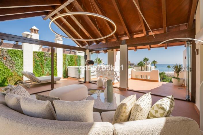 Image No.1-3 Bed Penthouse for sale
