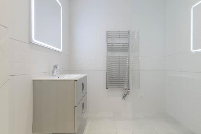 Image No.18-4 Bed Villa / Detached for sale