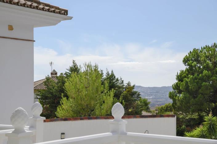 Image No.31-4 Bed Villa / Detached for sale