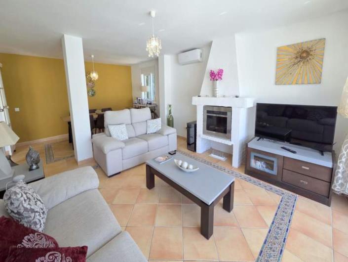 Image No.2-5 Bed Villa / Detached for sale