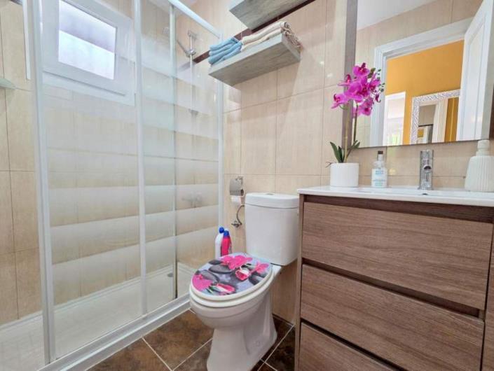 Image No.16-5 Bed Villa / Detached for sale