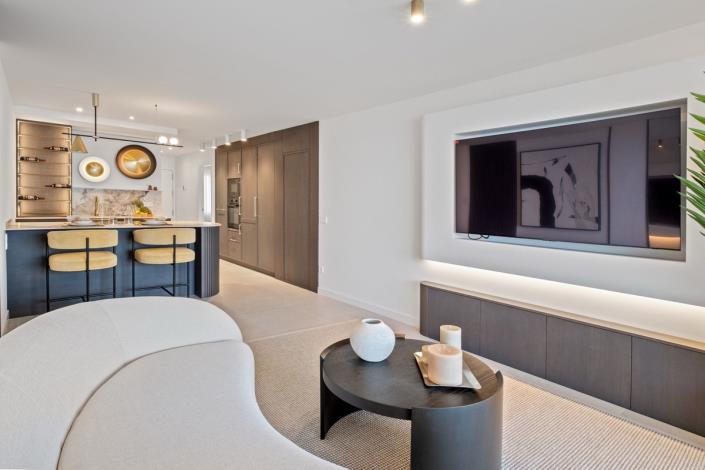 Image No.30-2 Bed Apartment for sale