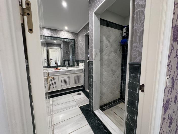 Image No.11-Appartement de 4 chambres à vendre à Golden Mile