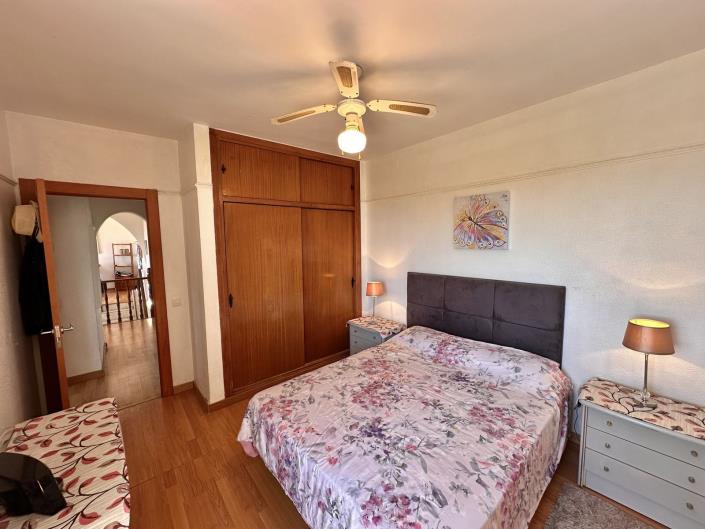 Image No.20-4 Bed House/Villa for sale