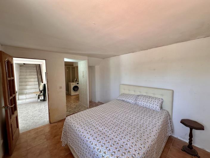 Image No.30-4 Bed House/Villa for sale