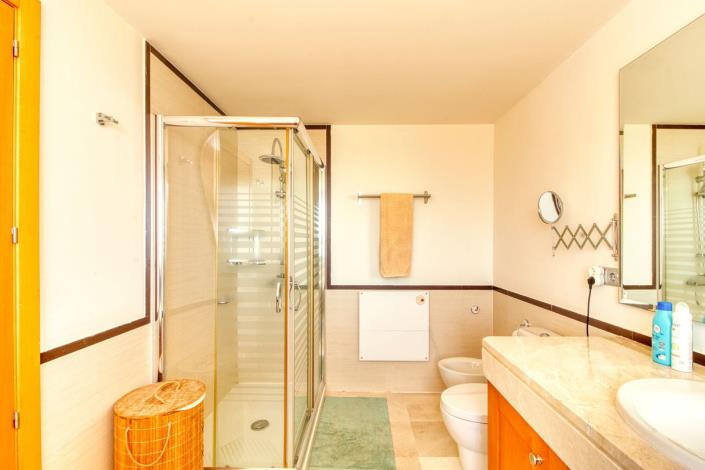 Image No.24-Maison de ville de 4 chambres à vendre à Manilva