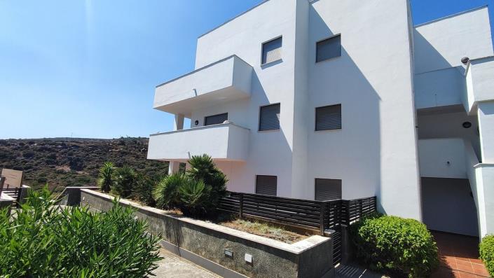 Image No.1-3 Bed Apartment for sale