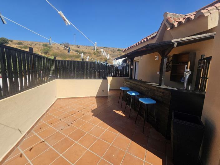 Image No.17-4 Bed Semi-Detached for sale