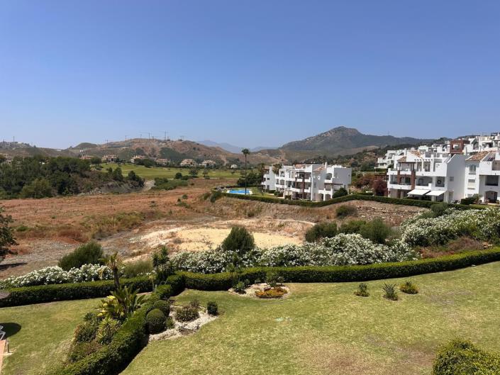 Image No.5-2 Bed Apartment for sale