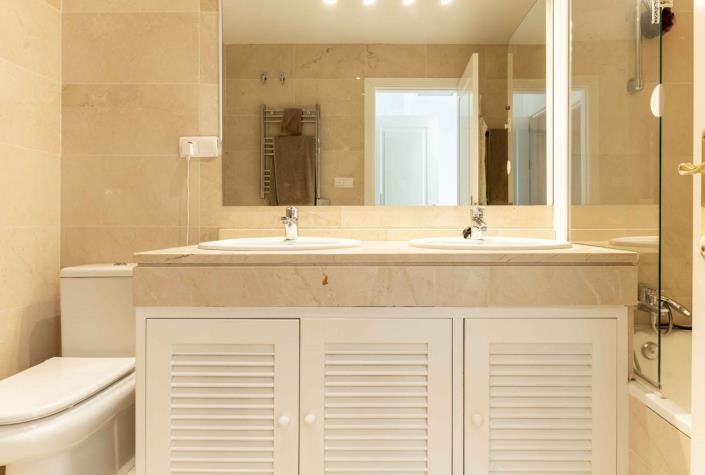 Image No.8-2 Bed Apartment for sale