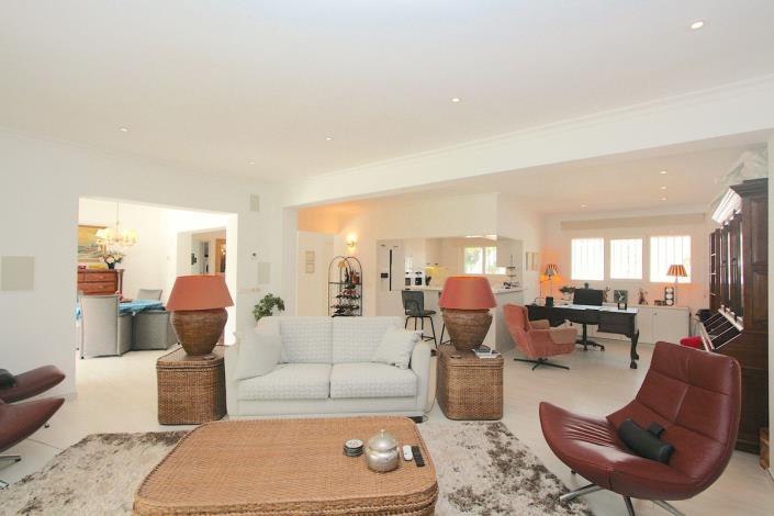 Image No.17-4 Bed Villa / Detached for sale