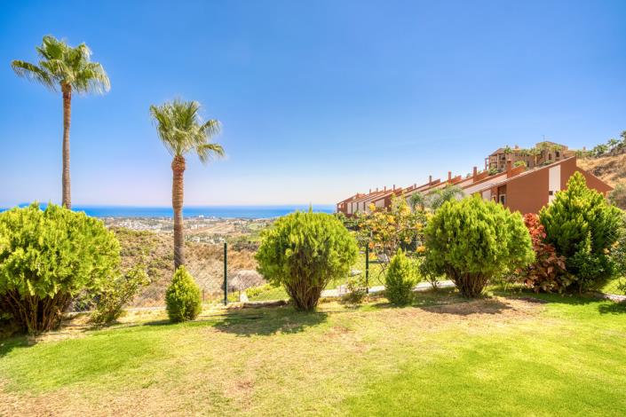 Image No.29-3 Bed Townhouse for sale