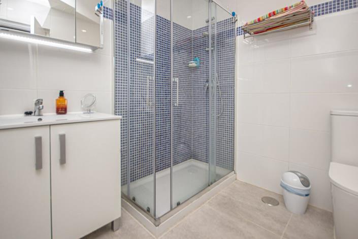 Image No.8-4 Bed Villa for sale