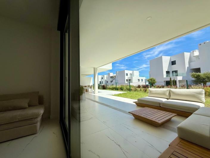 Image No.24-2 Bed Apartment for sale