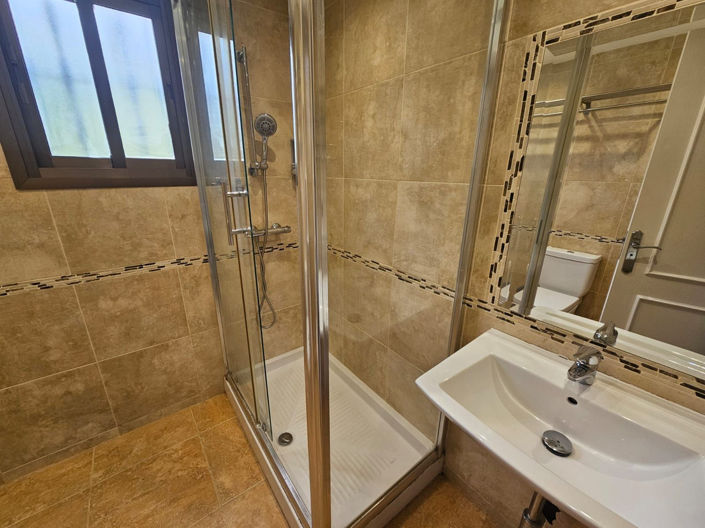 Image No.14-2 Bed Apartment for sale