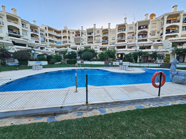 Image No.20-2 Bed Apartment for sale