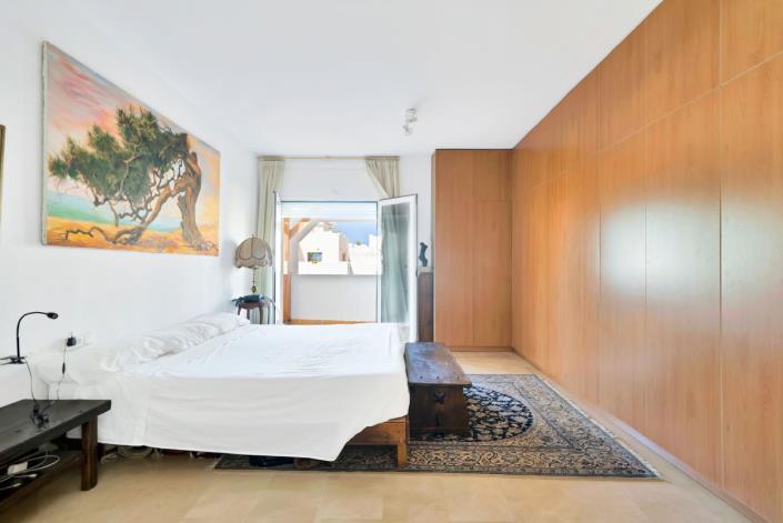 Image No.26-3 Bed Apartment for sale