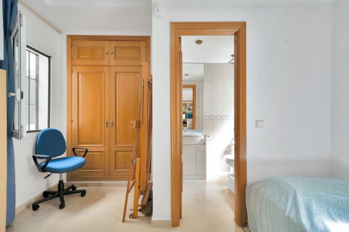 Image No.41-3 Bed Apartment for sale