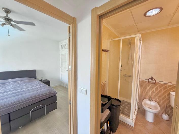 Image No.22-2 Bed Apartment for sale