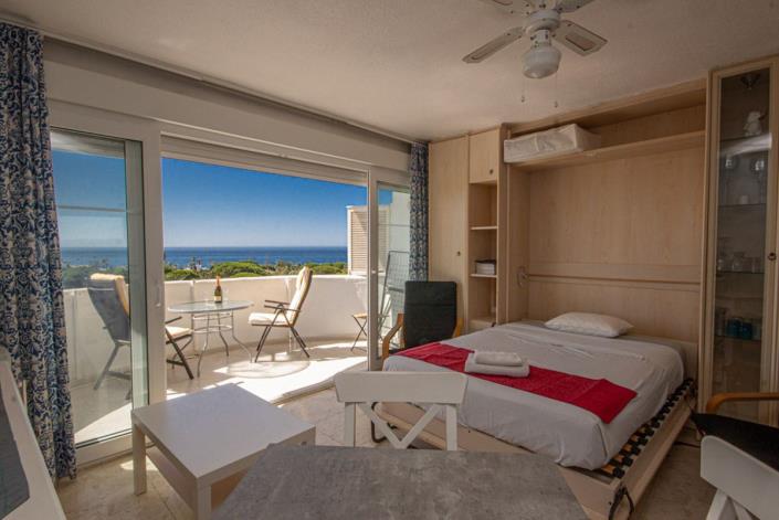 Image No.4-Studio for sale