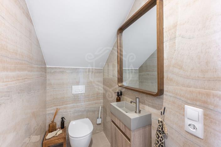 Image No.20-4 Bed Duplex for sale