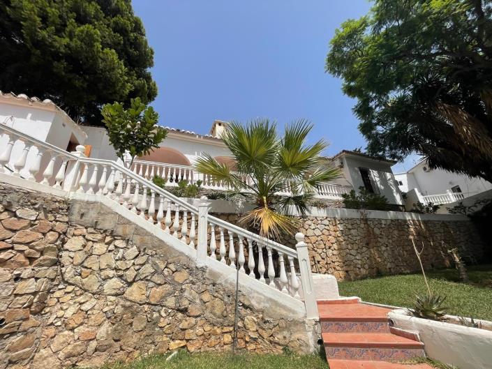 Image No.15-3 Bed Villa / Detached for sale