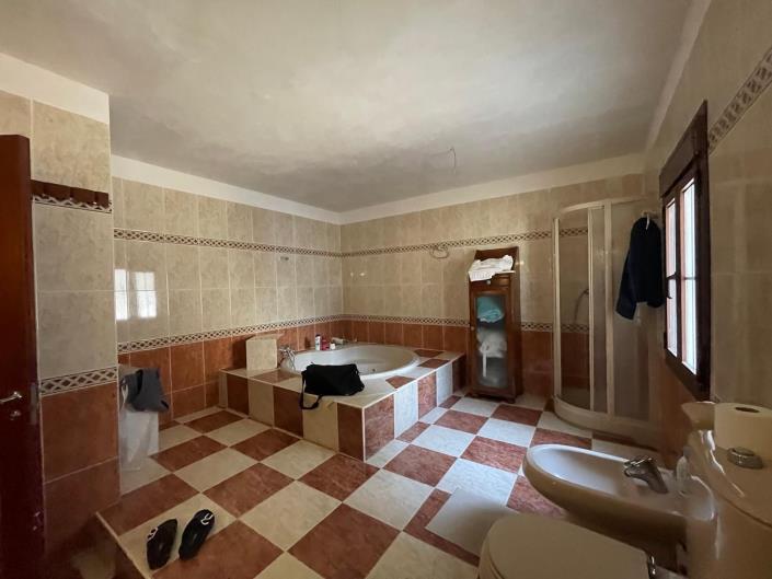 Image No.18-3 Bed Villa / Detached for sale